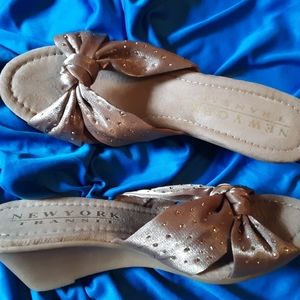 NY Transit, slip on wedge shoes